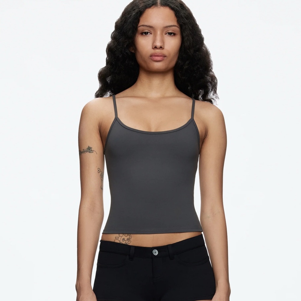Tank Air studio tank in grey